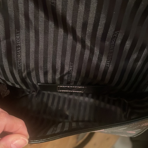 Victoria Secret purse - Picture 5 of 5